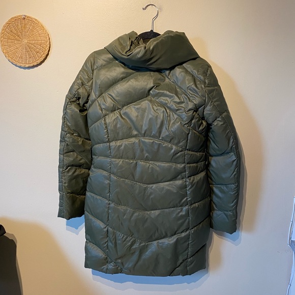 Walter baker New York small green puffer jacket. - Picture 5 of 7